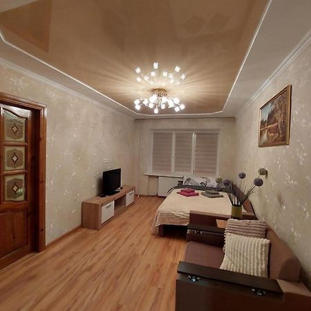 Подобова Оренда Двокімнатної Квартири Старичі Exterior photo